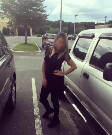 Jessica, 32