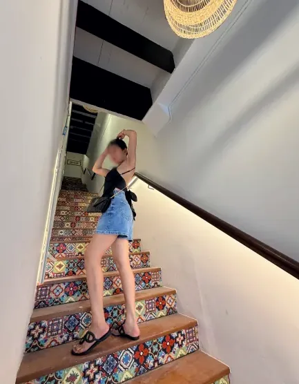Luisa, 30