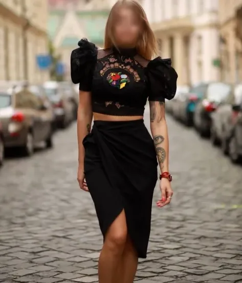 Marie, 35