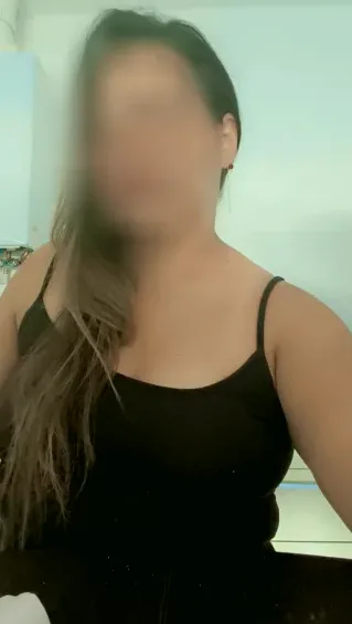 Melina, 39