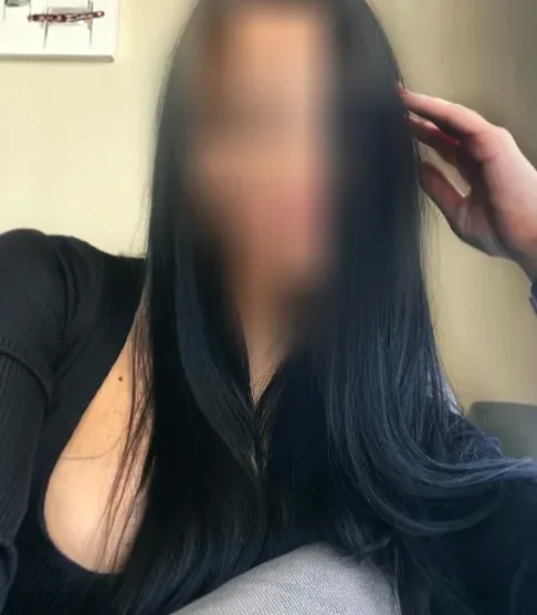 Saskia, 36