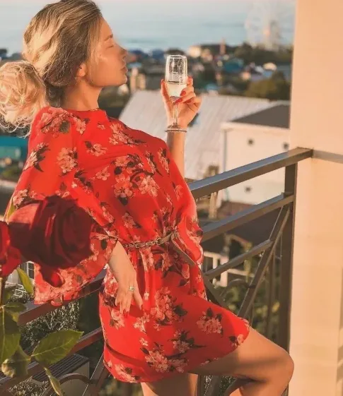 Sophie, 38